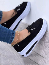 Lässige Slipper mit Plateausohle
